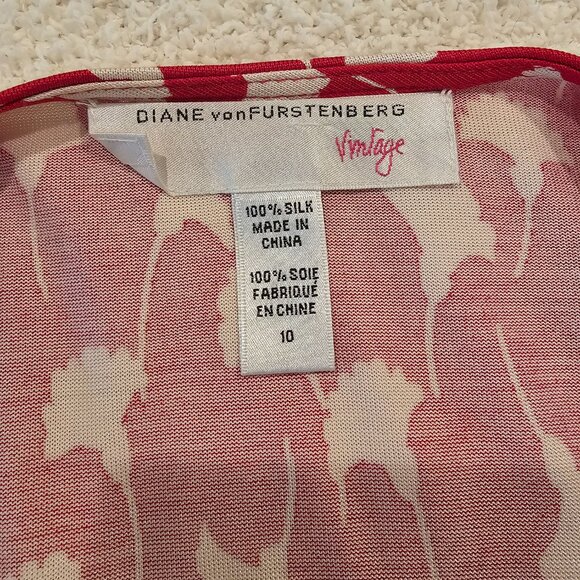 DVF Silk Julian Wrap Dress, EUC, Size 10 - Picture 2 of 6